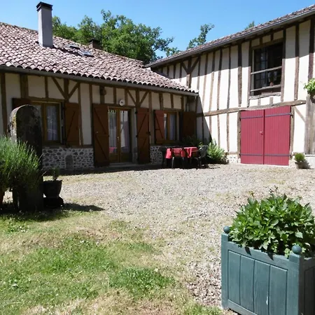 Ferme De Lobit Ferienhaus