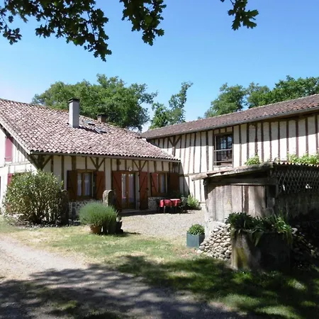 Ferme De Lobit Ferienhaus